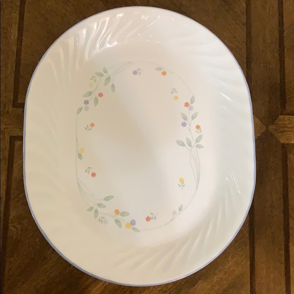 # 649 Corolle vintage Serving Dish